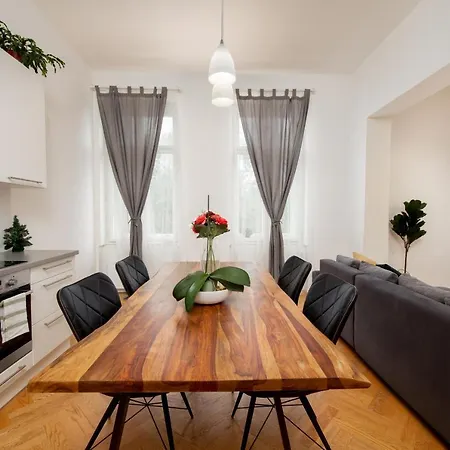 Park Karlin Апартаменты