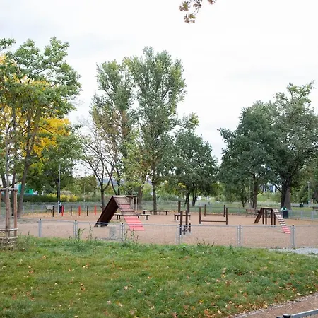 Апартаменты Park Karlin *