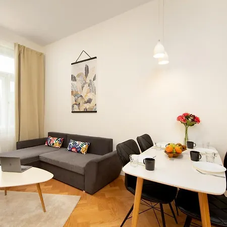 Park Karlin Апартаменты